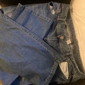 Maurice’s jeans size 24 regular